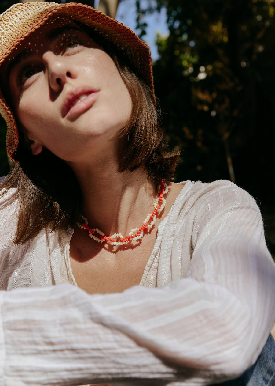 COLLIER ALICIA